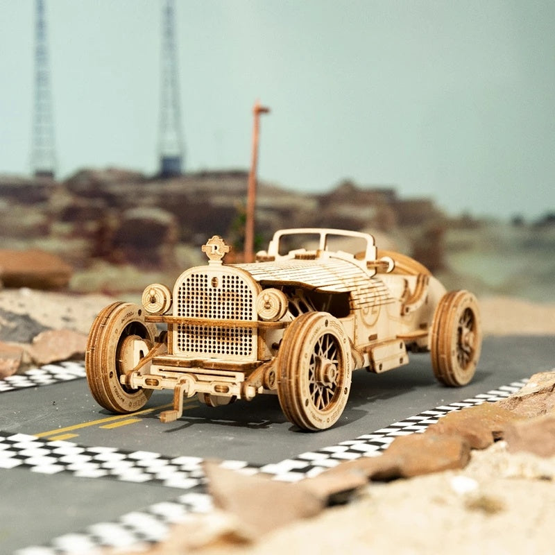 🏎️ Puzzle 3D in Legno – Auto da Corsa da Assemblare (Scala 1:18)